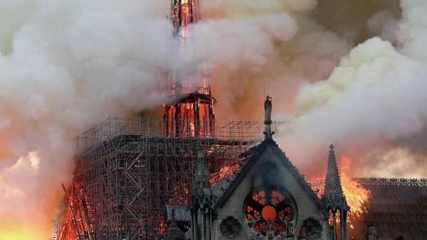 Create meme: fire in Notre dame de paris, fire in Notre Dame cathedral, notre dame fire