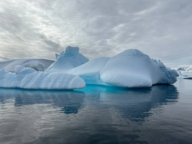 Создать мем: арктика, антарктида айсберг, арктика северный ледовитый океан