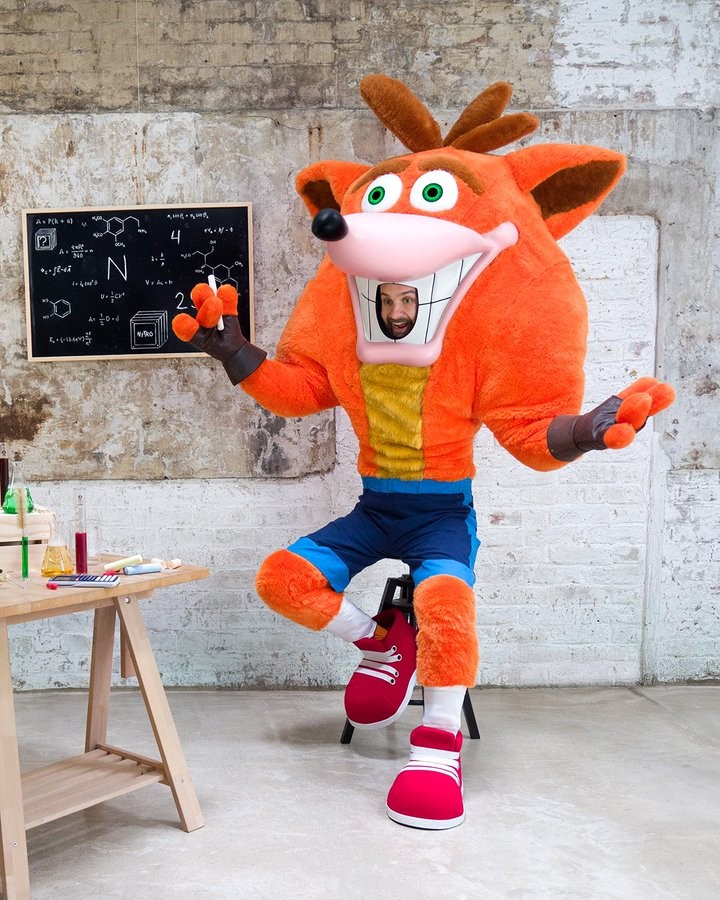 Crashed toys. Крэш бандикут игрушки. Crash Bandicoot Toys. Crash Bandicoot Plush Cosplay..