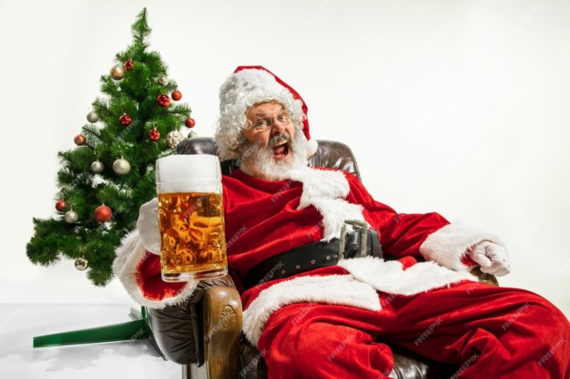 Create meme: drunken Santa Klaus, Santa Claus with beer, Santa Claus Beer