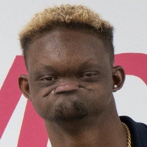 Create meme: the black with the lip to the nose, the lower lip to the nose nigger, Niger chin