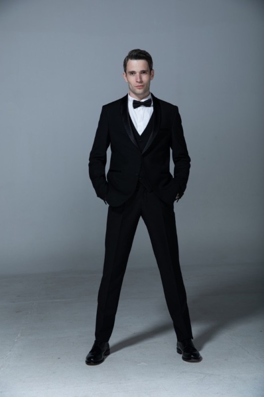 Create meme: tuxedo suit, tuxedo , mens wedding suit