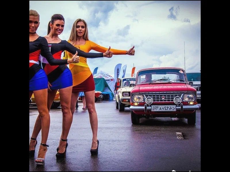 Создать мем: русские машины, автозвук девушки, девушка