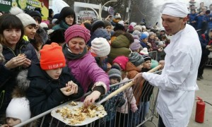 Create meme: carnival, pancakes with a shovel, pancakes with a shovel in Stavropol