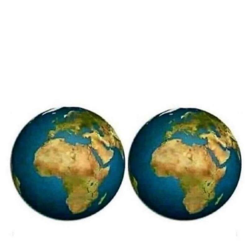 Создать мем: глобус земли, мир до и после того как ты высказал свое мнение, земной шар