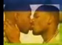 Создать мем: уилл смит ревайнд, black man kiss, men kiss