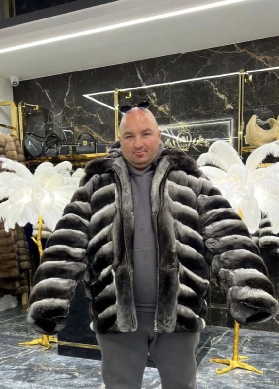 Create meme: mens fur coat, chinchilla men's fur coat, coat 