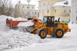 Создать мем: фронтальный погрузчик снег, вывоз снега, воркута снегоочистители