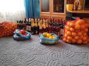 Create meme: Abkhaz tangerines, Mandarin, season don't touch that on new year is declared open