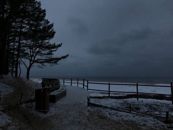 Создать мем: темнота, берег финского залива, пейзаж ночь