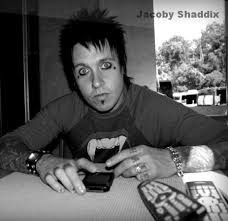 Создать мем: jacoby shaddix 2002, jacoby shaddix 2006, papa roach