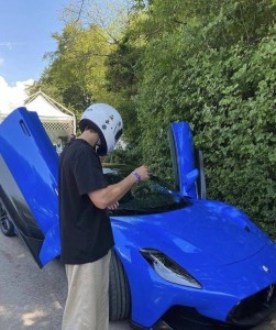 Создать мем: северодонецк, паблик, lamborghini