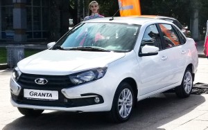 Создать мем: SsangYong Actyon Sports II, новая lada granta, lada granta liftback 2019 белая