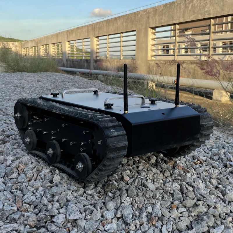 Create meme: tracked t1000, crawler robots, robot tank