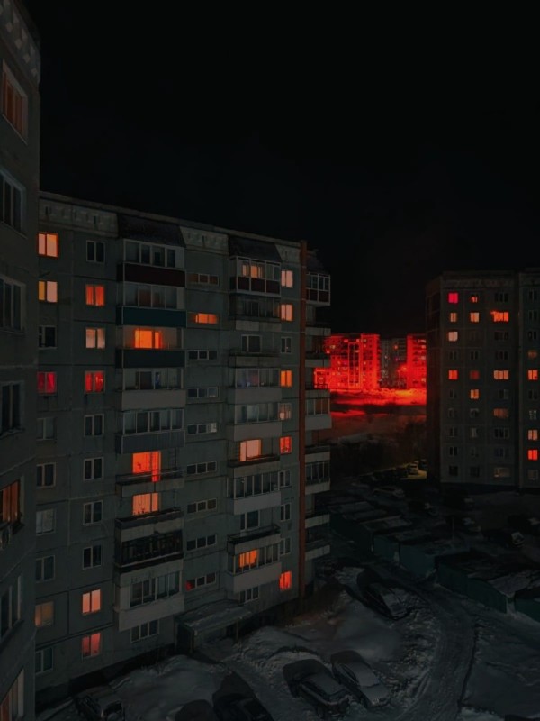 Создать мем: эстетика крыша пятиэтажки ночью россия, темнота, эстетика мрачная