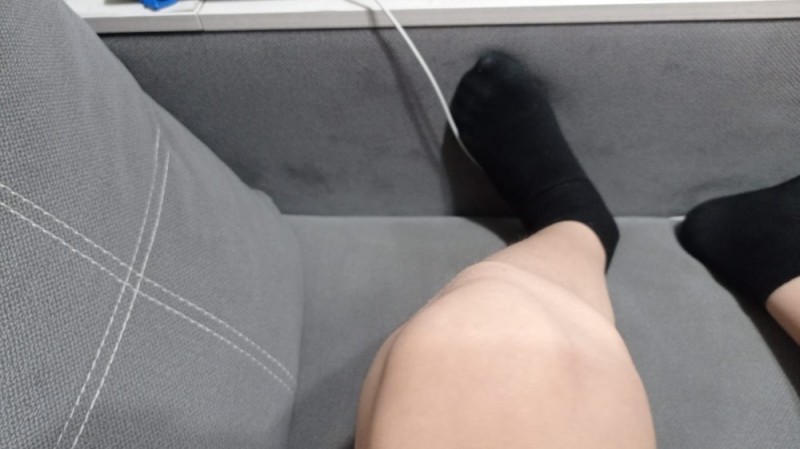 Создать мем: носок, носки мужские, ноги