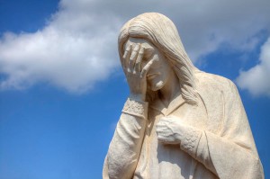 Create meme: the facepalm picture, rukalitso statue, the statue facepalm