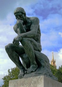 Создать мем: статуя мыслитель, статуя мыслителя родена, статуя мыслитель микеланджело