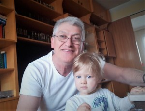 Создать мем: Сергей Михайлович Макаров, grandfather with a young grandson