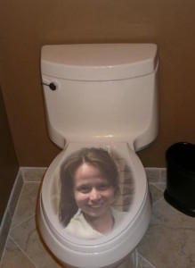 Create meme: tuvalet, the toilet seat joke, the picture on the lid of the toilet