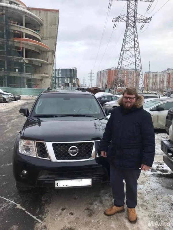 Создать мем: nissan pathfinder 2006, nissan pathfinder 2011, nissan pathfinder 2008