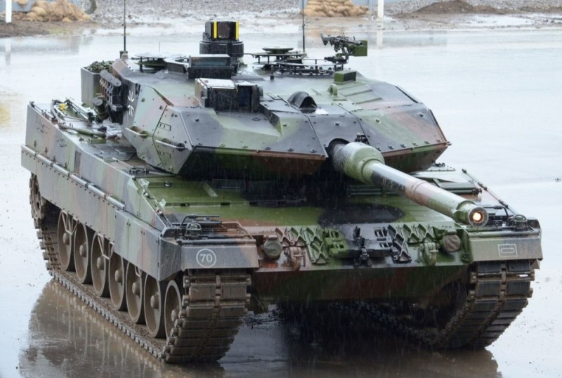 Создать мем: танк, танк leopard 2a7v, леопард 2