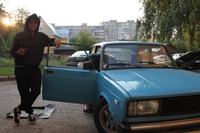 Create meme: vaz 2105 2004, lada vaz, vaz 2107 color breeze