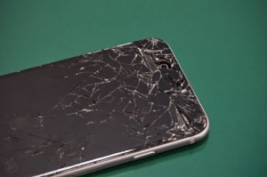 Создать мем: apple iphone 4, ремонт сотовых телефонов, apple iphone 5