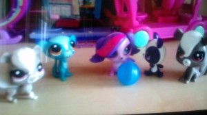 Создать мем: петшопы, littlest pet shop, miniş