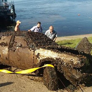 Create meme: at the bottom of the Volga car was found when it was opened people began to shout, at the bottom of the Volga river, found the car with the missing 10, cars at the bottom of the Volga