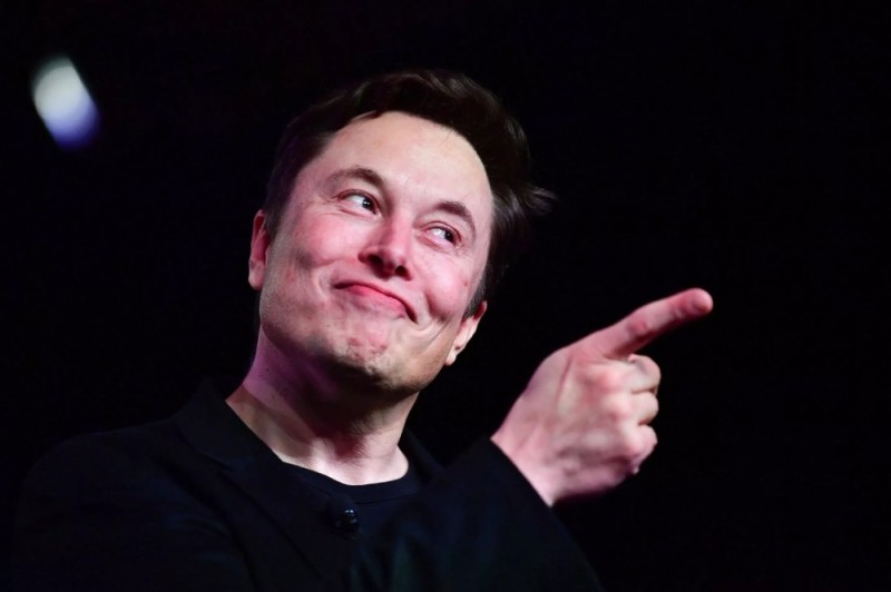 Create meme: elon musk 2022, musk trolls trump, Elon musk Tesla