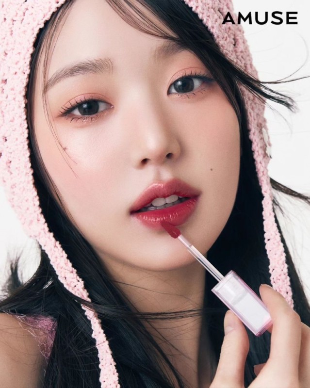 Создать мем: макияж для губ, корейские актрисы, губы корейские