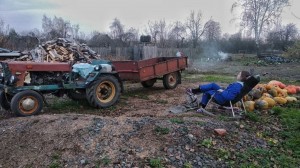 Create meme: homemade tractor from its. UAZ, tractor, the trailer to the tractor