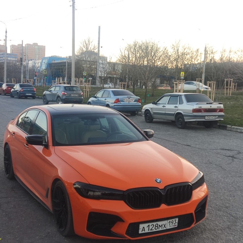 Создать мем: Chevrolet Camaro V, bmw m 340 i, bmw m