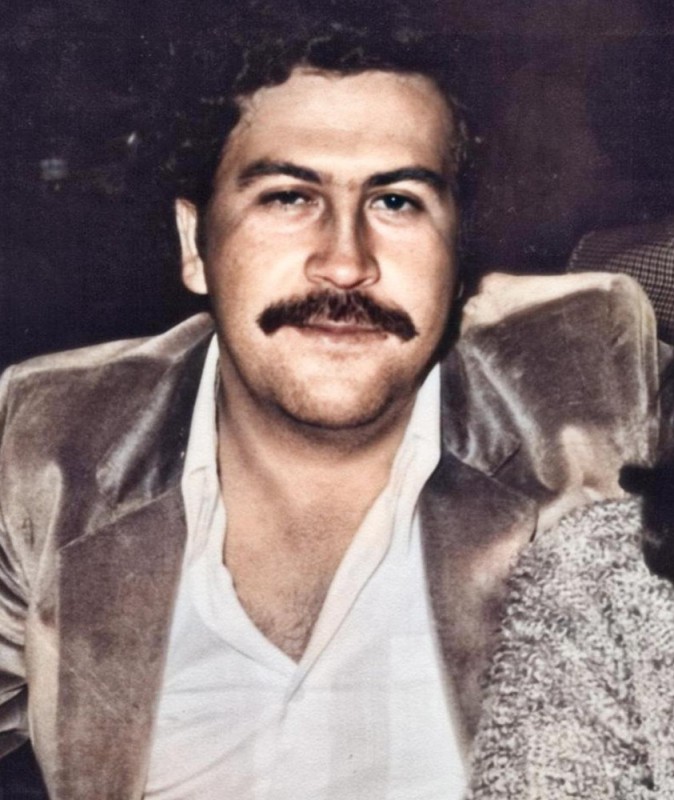 Create meme: Pablo Escobar , pablo escobar narco, pablo escobar biography