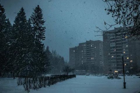 Создать мем: пейзаж городской, россия 90 эстетика панельки, зима пейзаж