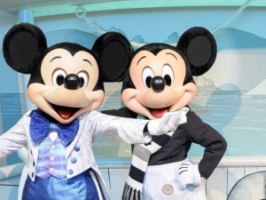 Create meme: Mickey and Minnie mouse, disney mickey mouse, Mickey mouse