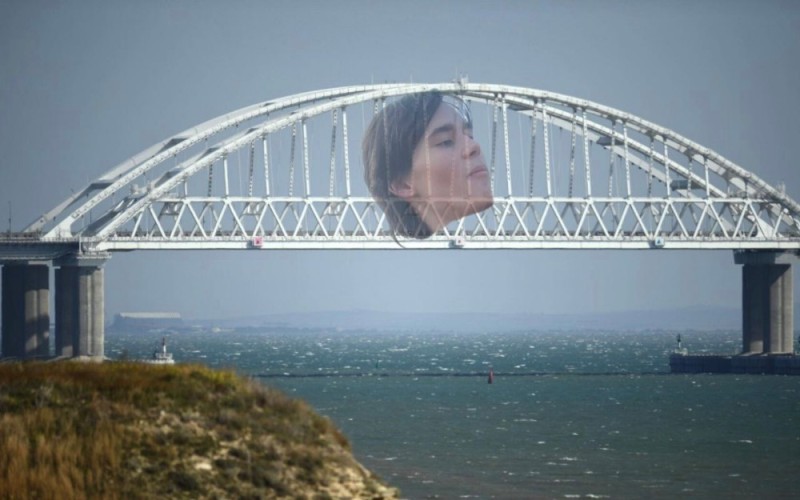 Создать мем: крымский мост судоходные арки, на крымском мосту, арка крымского моста