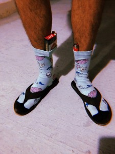 Создать мем: спортивные носки, носки дорога картинки, носки из фильдекоса