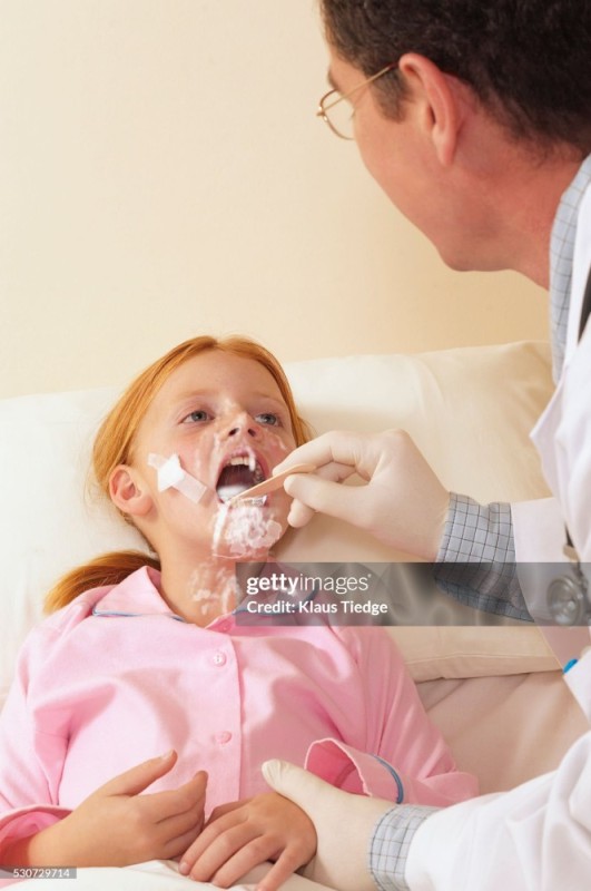 Создать мем: детский стоматолог, для детей, дисбактериоз у ребенка