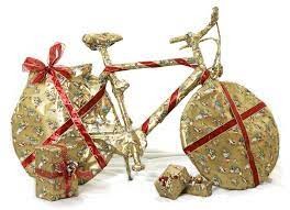 Создать мем: подарки на новый год, оригинальные подарки, подарок велосипед на новый год