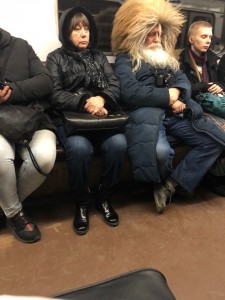 Создать мем: московское метро, российское метро, стиляги в метро 33 фото