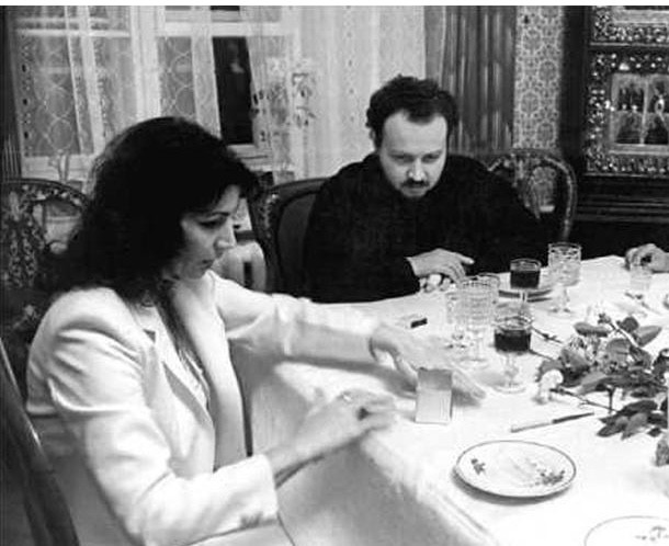 Создать мем: николай кузьминский муж быстрицкой, этторе скола la famiglia, 1986, владимир гундяев