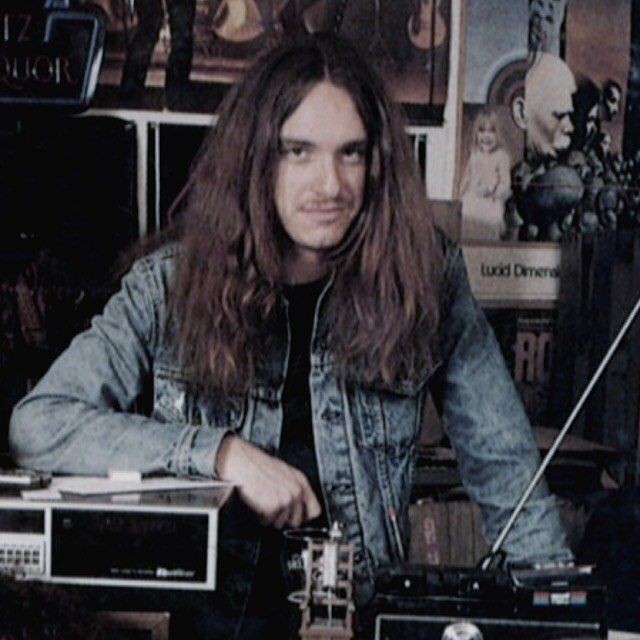 Создать мем: кико лоурейро, metallica 10, cliff burton happy birthday