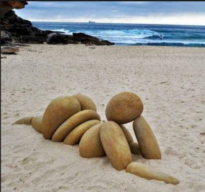 Создать мем: одна на пляже, stone, пляж мужчины