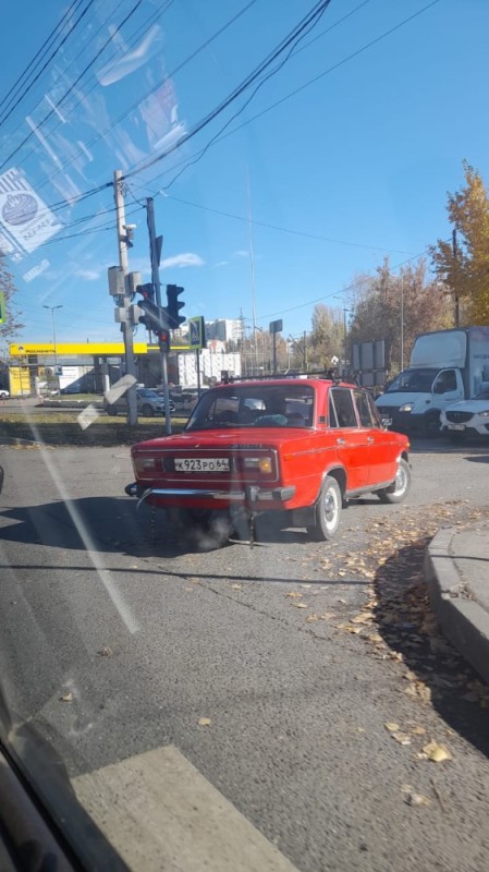 Создать мем: ВАЗ (Lada) 2103, ваз-2107, lada