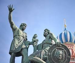 Create meme: the monument to Minin and Pozharsky in Moscow, monument to Kuzma Minin and Dmitry Pozharsky in Moscow, Minin and the Pozharsky monument in Moscow