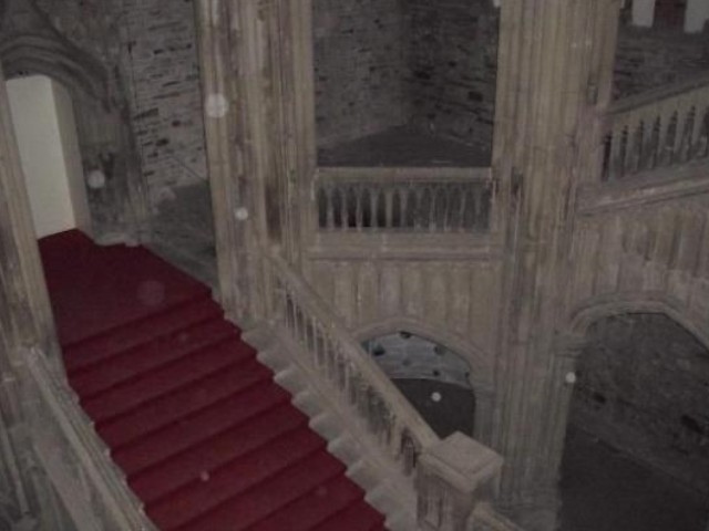 Создать мем: готическая лестница, собор святого павла лестница, интерьер особняка