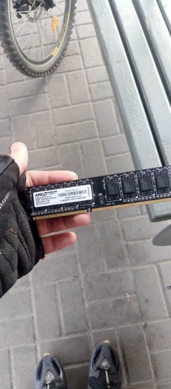 Create meme: RAM ddr, ddr 3 RAM, amd 4gb 1600 RAM