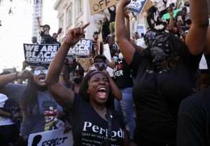 Создать мем: протесты негров в сша, протест, black lives matter погромы